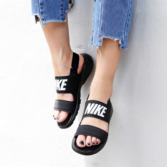 Nike Tanjun Sandal - Picture 8 of 8